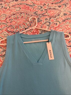 Chico's Sky Blue V-Neck Sleeveless Tank